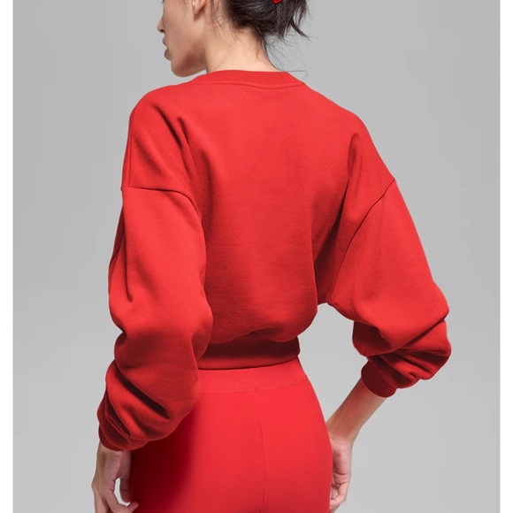 ALO Yoga cropped accolade crewneck bright Red - Picture 2 of 8